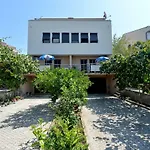 Bozena Apartman Zára