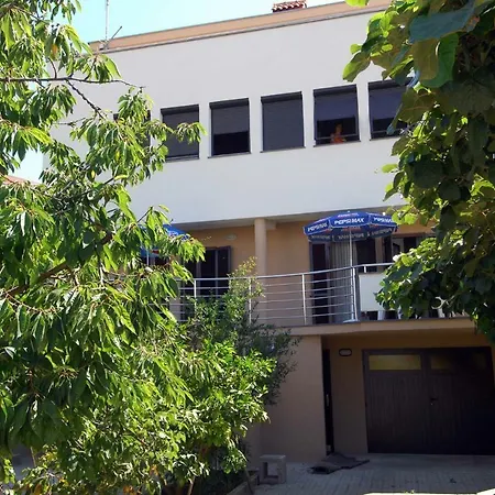 Appartement Bozena *