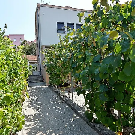 Bozena Apartment