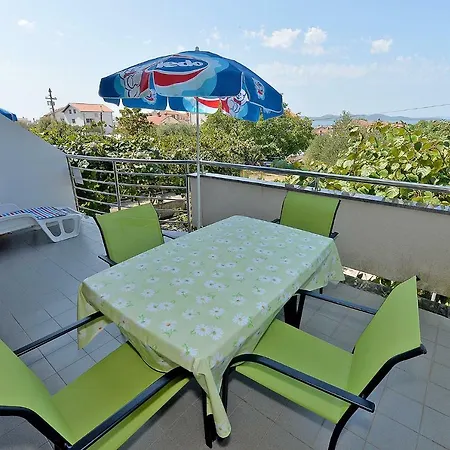 Bozena Apartment *